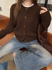 DAZY Cardigan Rajut Wanita Warna Polos Longgar Lengan Panjang Kerah Bulat Pendek Kasual untuk Liburan Musim Semi Musim Gugur Atasan Lucu - Coklat - View 1