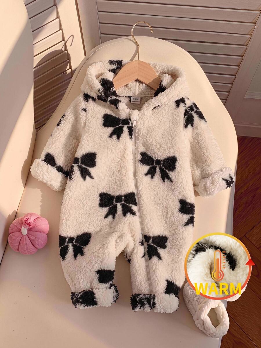 SHEIN Baju Terusan Musim Dingin Bayi Perempuan Rajut Motif Pita dengan Tudung Bulu Imitasi - Hitam dan Putih - View 1