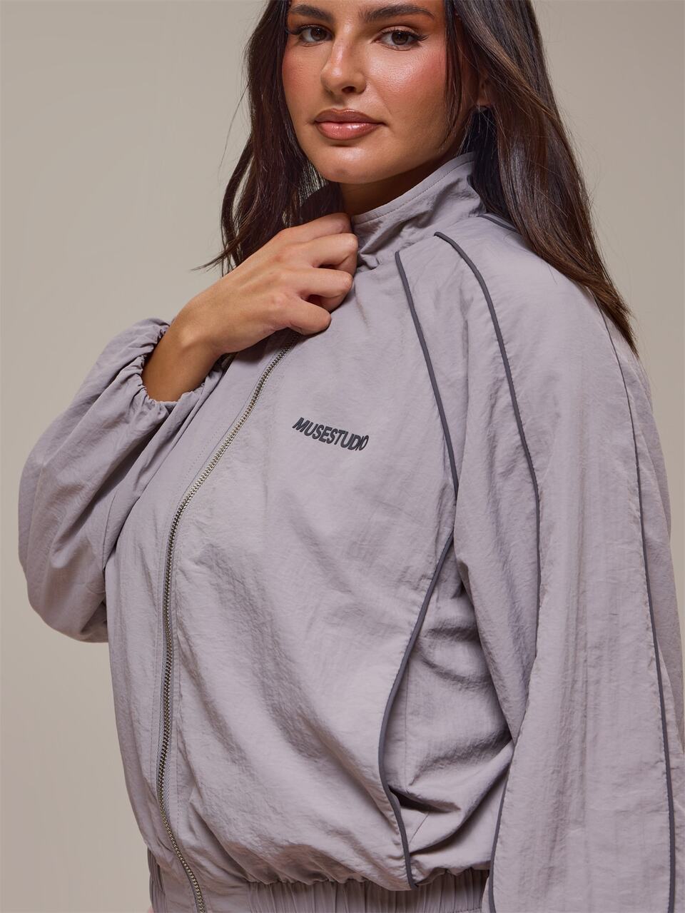 Plus Size Cream Funnel Neck Double Zip Graphic Jacket Winter Fall Autumn Casual Top Day Outfit Comfy Outfit Cool