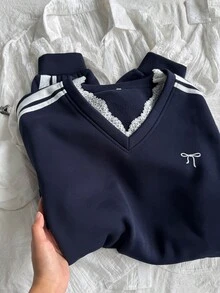 Dazy Plus Sweatshirt Anak Perempuan Gaya Baru Musim Semi/Musim Gugur dengan Motif Renda Kontras Warna dan Gaya Preppy Kasual Serbaguna - Navy Blue - View 2