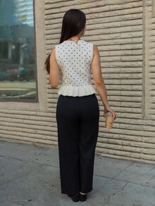 Andrea Bello 女士波点图案单排扣荷叶边针织背心 - 黑與白 - 查看 2