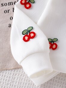 YOUNG Girs 2件組秋季白色長袖衛衣上衣，附可愛3D櫻桃貼花與紅色針織喇叭褲，甜美女童秋季服飾 - 紅色 - 查看 4