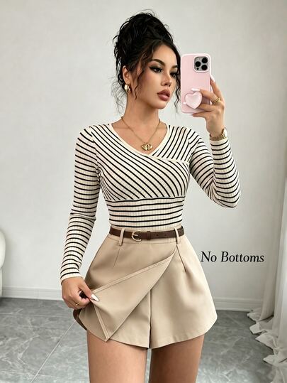 Rafferiza Women's Black & White Striped V-Neck Long Sleeve T-Shirt, Paris Style Summer Brunch, Elegant Office Casual, Commuting Versatile Sophisticated Top