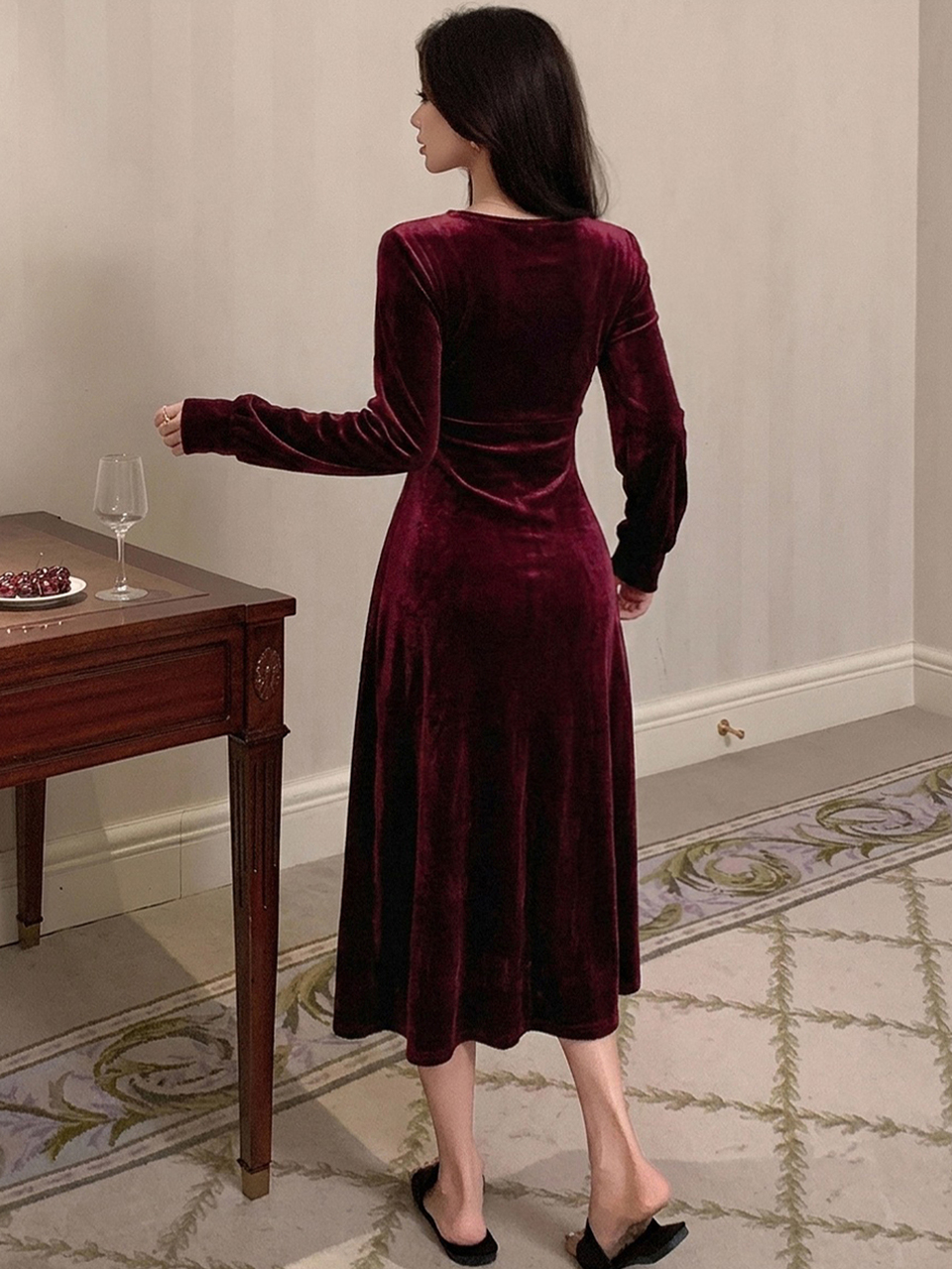 Women's Elegant Lace Decor Nightgown Fall