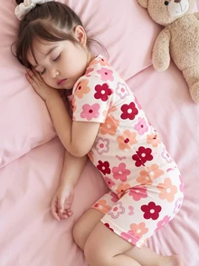 【隨機5款，1套發貨】女童修身短袖上衣+短褲套裝，水果印花、彩色花朵與愛心印花，清新甜美，可愛俏皮，圓領設計，彈性腰頭方便穿脫，適合居家休閒、日常外出、散步玩耍，夏季貼身舒適 - 彩色 - 查看 6