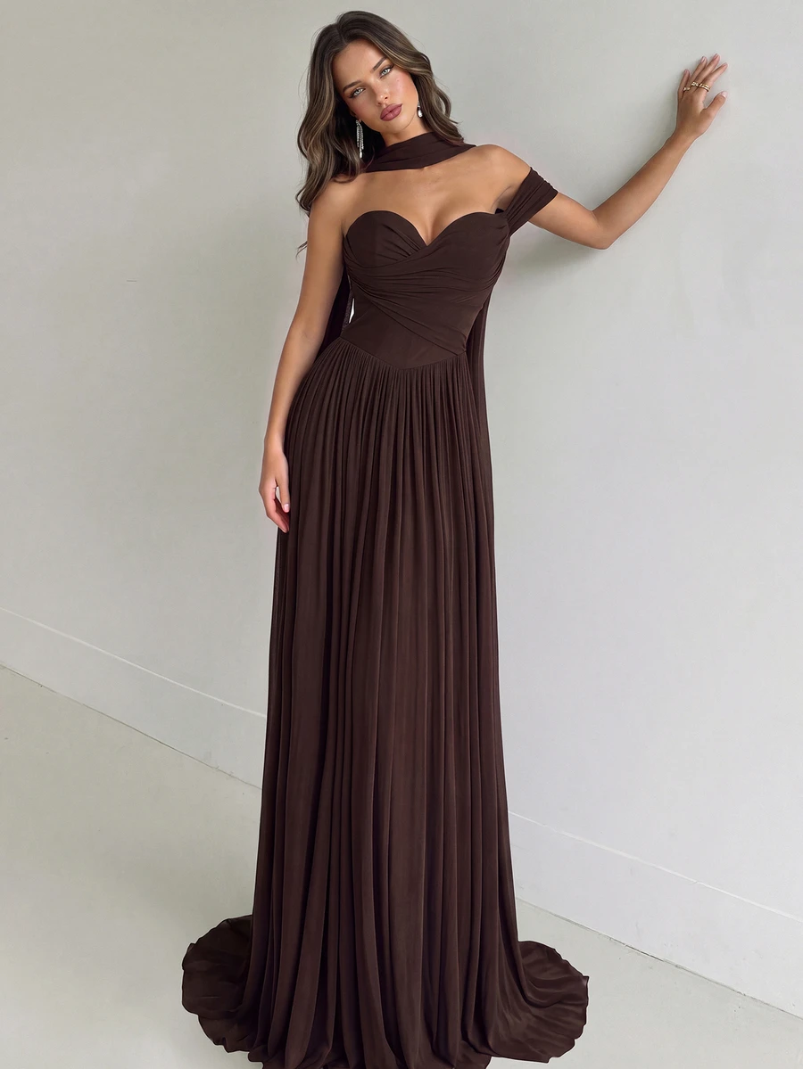 Aloruh Elegant Strapless Mesh Gown With Fishbone Decor, Front Slit Ruffle Trim Flared A-Line Train,Long Formal Party Wedding Guest Bridesmaid Dress