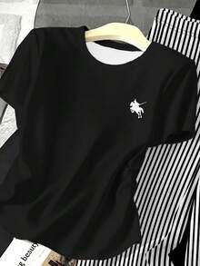SHEIN Girlism 復古時尚迷你 Logo 圖案休閒條紋長褲，青少年女孩極簡休閒時尚修身腰部抓皺 T-shirt 上衣與寬鬆長褲兩件套，適合春/夏休閒日常穿著、街頭風、外出、度假、返校 - 白色 - 查看 5