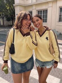 SHEIN CURVE+ 大尺碼女款秋冬保暖內裡拼色織帶刺繡寬鬆 Polo 領運動衫 - 彩色 - 查看 6