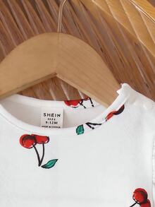 SHEIN رومبير محبوك بأكمام طويلة مع أزرار كبس للبنات حديثات الولادة، بنقشة كرز لطيفة، تصميم ناعم ومريح للخروجات، متعدد الاستخدامات للخريف والشتاء - متعدد الألوان - مشاهدة 4