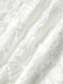 SHEIN 女款白色純色優雅3D花卉抹胸上衣與亮片3D花卉迷你裙套裝 - 白色 - 查看 8