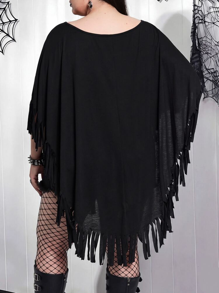 SHEIN CURVE+ تي شيرت مقاس كبير بطبعة جمجمة وحافة بشرابات وأكمام خفاشية لعيد الهالوين - الأسود - مشاهدة 2