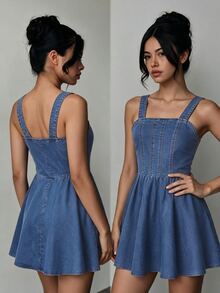 SHEIN 女童可爱甜美拼接A字下摆吊带连衣裙，夏季轻盈新品，水洗深牛仔蓝，休闲甜美街头风时尚度假设计，百搭简约拼接超大裙摆，无弹力松紧腰牛仔短裙，柔软舒适的棉质牛仔面料，适合日常穿着、聚会、派对、上学、通勤，春夏新品 - 深色水洗藍 - 查看 2