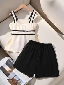 Tween Girls 2pcs/Set Short Sleeve Round Neck Camisole T-Shirt Mini Set,Black And White Stylish White Trim Top With Waist Belt Design & Shorts - Multicolor - View 2