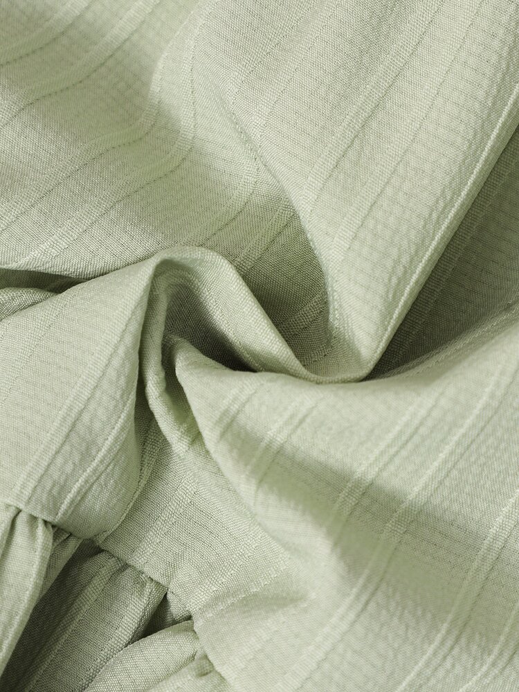 SHEIN Elegant Choice For Your Little One: Girls' White Woven Crinkle Fabric Skirt, Unique Texture, Exquisite Details, Dynamic Pleats, Sweet Elegant, Perfect For Outings - Green - View 9