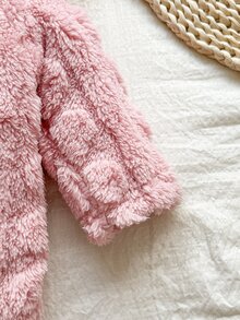 SHEIN Vintaside Kids 新生兒簡約時尚可愛波點長袖連帽抓絨連身衣居家服 秋季 - 粉色 - 查看 12