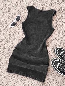 SHEIN Teen Girls'black And White English Graphic Print Ribbed Snug Fit Dress,Summer Techno Rave Street Camisole Knitted Casual Wear - Black - View 2