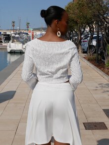 Yess Loren Vintage V-Neck Tie-Up Trumpet Sleeve Cropped Top For Women - White - View 2