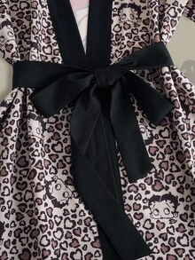 Betty Boop x SHEIN Women's Leopard Print Contrast Lace Long Sleeve Sleepwear Robe, - Brown - View 4