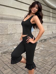 MainGRL Black Knitted Slim Fit Capri Pants - Black - View 5