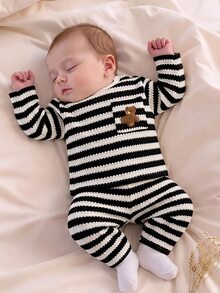 SHEIN Vintaside Kids Newborn Baby Sets - Black - View 3