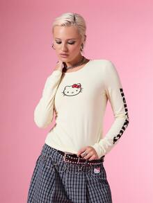 HELLO KITTY AND FRIENDS | COUREZ 女款長袖圖案T恤 Y2K風格圖案上衣 秋冬演唱會標語印花長袖上衣 - 杏色 - 查看 5