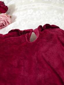 SHEIN 女嬰絨毛酒紅色可愛長袖長版連身居家服 秋冬款 - 紅色 - 查看 6