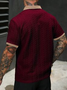 Manfinity CasualCool 男士撞色短袖休闲通勤针织衫，男士纽扣针织短袖Polo衫，酒红色和白色衬衫，男士酒红色衬衫，适合日常休闲、周末旅行、户外活动、探险旅行、轻松的工作环境或半正式场合，也是送给男友/丈夫、周年纪念日或圣诞节的理想礼物。 - 酒紅色 - 查看 2