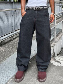 Manfinity Roghcode Jeans anchos de pierna suelta con bolsillos grandes y estampado retro de calle negro multifuncional para hombre - Negro - Ver 2