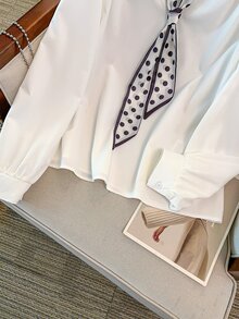 GlowEve CURVE Blus Putih Ukuran Besar Motif Polkadot dengan Tali Leher - MultiWarna - View 6