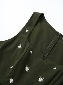 Fairmaia 德國傳統大尺碼女款碎花繫腰洋裝 - 軍綠色 - 查看 5