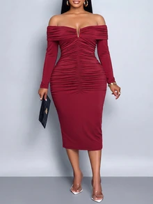 SOLERSUN Plus Size Women's Burgundy Elegant Off-Shoulder Long Sleeve Ruched Fitted Midi Dress With Metallic V-Neckline, Date Party Dress Fall - Burgundy - View 5