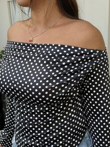 GalTyme 大尺碼女款黑白印花露肩長袖修身T恤，適合夜晚、早午餐、秋季休閒，1960年代風格 - 黑與白 - 查看 6