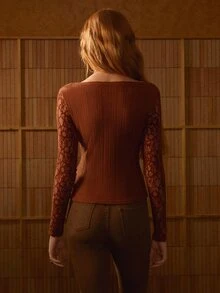 MOTF STUDIO 女款對比色透視蕾絲長袖圓領修身T恤 - 棕色 - 查看 5