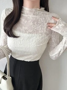 FRIFUL 女款波浪荷葉邊白色花卉鬆身對比色邊短袖T恤，夏季休閒優雅浪漫上衣，適合派對約會之夜，可愛風格 - 米色 - 查看 4