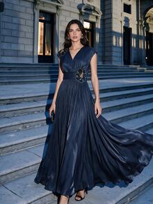 AnewstaV Sleeveless Waist-Cinching 3D Floral Applique Long Dress For Women - Navy Blue - View 2
