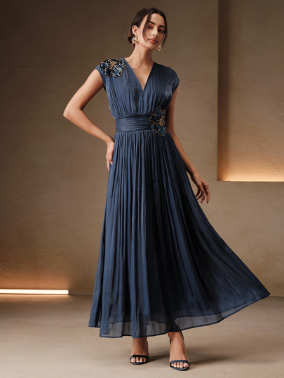 Anewsta Affair AnewstaV Sleeveless Waist-Cinching 3D Floral Applique Long Dress For Women