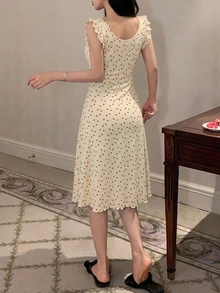 DAZY Vestido de Dormir com Babado e Estampa Floral Miúda - Damasco - Visão 2