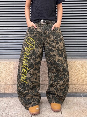 Street Life Herren Camouflage Leopardenmuster Patchwork Loose Fit Denim Jeans Y2K Streetwear Wide Leg Straight Leg Denim Hose Seiten Gelbe Blumen Buchstaben Stickerei High Street Hip Hop Stil Camouflage Hose Skateboard Streetwear Lässig Loose Cargo Hose