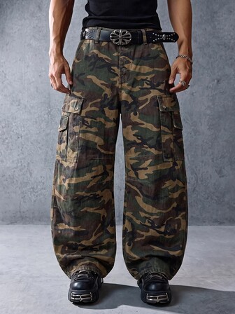 Jeans camouflage coupe ample incurvée pour hommes