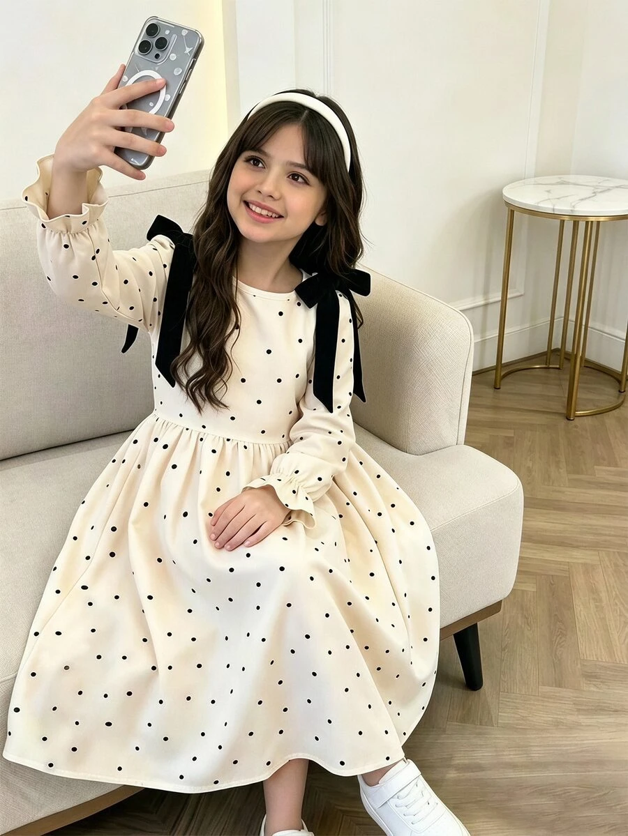 SHEIN 青少年女孩秋季休閒優雅度假洋裝，寬鬆圓領長袖黑色蝴蝶結裝飾，黑白波點印花，荷葉邊袖口 - 彩色 - 查看 1