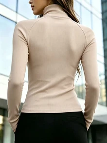 SHEIN 女款休閒珠飾素色羅紋拉鍊立領長袖T恤 辦公穿搭 白色 秋季 - 杏色 - 查看 2