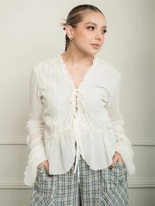 Ximena Robles Ximena Robles 女士春夏约会之夜演唱会街头风纹理褶皱荷叶边衬衫 - 杏色 - 查看 1