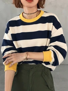 FRIFUL Women's Round Neck Striped Patchwork Casual Versatile Daily Wear T-Shirt Graphic Tee - Black and White - View 4
