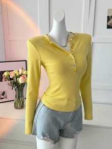 DAZY Cream Yellow Colorful Rainbow Button Decor Slim Fit Long Sleeve T-Shirt For Women, Suitable For Summer, Spring, Autumn - Yellow - View 7