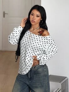 Coolane 女款秋季休閒外出極簡基礎日常穿搭不對稱領鬆款白色波點長袖T恤 - 黑與白 - 查看 4
