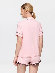 Bonmuse 2pcs Women's Full-Length Solid & Leopard Print Coordinated Set, Featuring Leopard Print Trim, Button-Front Cardigan, Elastic Waist Shorts With Bow Decor And Ruffle Hem, Soft & Breathable Fabric, Casual & Comfortable Loungewear Set - Pink - View 3