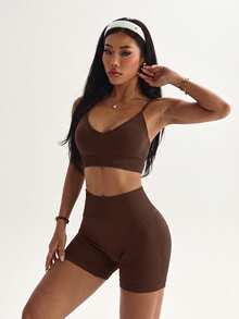 Dewbera Dewbera 女士简约纯色无缝吊带背心和短裤瑜伽运动套装棕色两件套棕色健身套装棕色运动套装两件套短裤套装棕色瑜伽套装健身套装 - 咖啡棕 - 查看 4