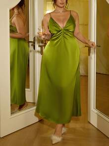GalTyme Plus Size Elegant Sexy Solid Color Spaghetti Strap Dress - Green - View 2