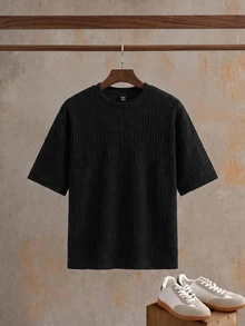 Vientiro Loose Fit Men Solid Drop Shoulder Tee - Dark Grey - View 8