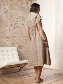 KÆRIA Hus Ulan Midi Cross Font Dress - Soft Volume, Pocket, Notch Lapel, Short Sleeve, Crossover, Midi Length, Wrap, Cinched Waist - Check - Casual - Brown - View 5